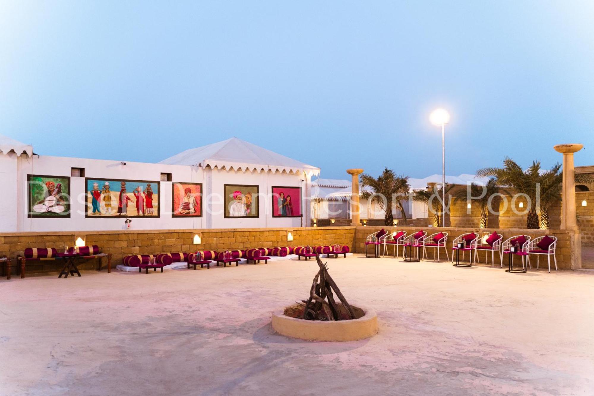 Desert Dream Royal Camp & Pool 斋沙默尔 外观 照片